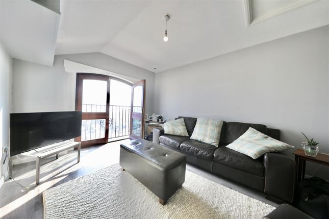 Flat 32 Warehouse 13, Kingston Street, Hull photo 3