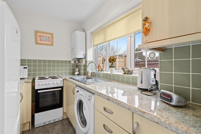 8, St. Leonards Terrace, Polegate photo 3
