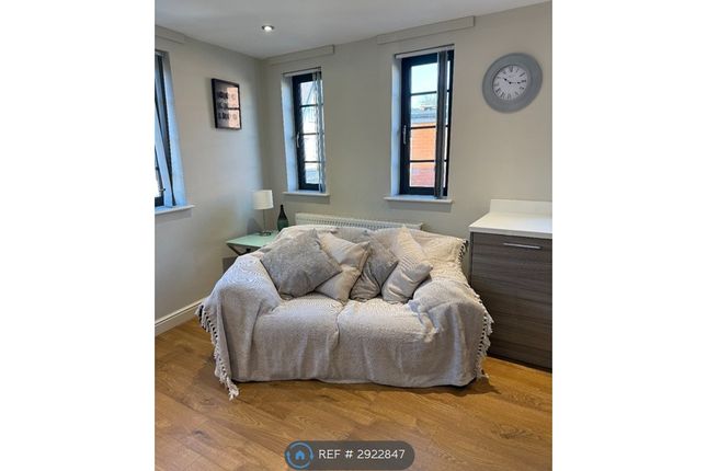 Flat, Ashfield Road, Cheadle photo 3