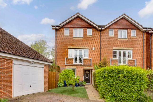 Town house for sale in Coopers Rise, High Wycombe
