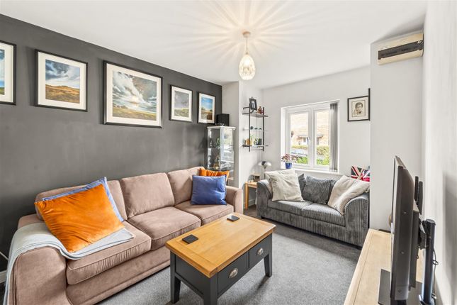 21, Watermint Way, Altrincham photo 4