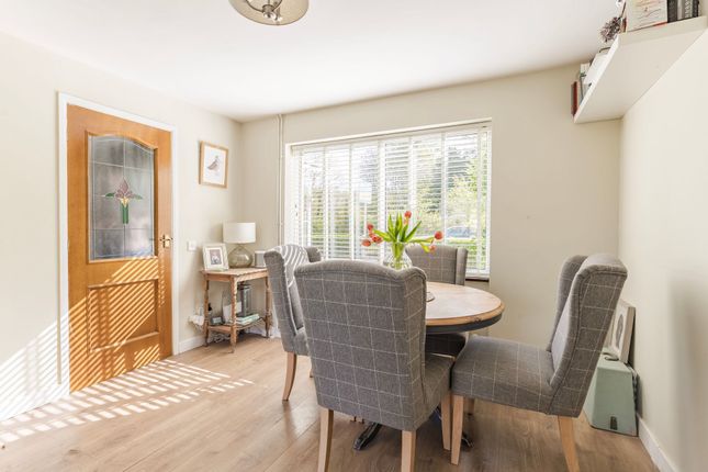 2 Forge Grove, Beccles photo 4