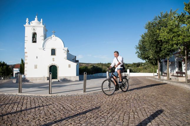 Villa for sale in Loule, Algarve, Portugal