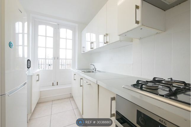 Sutherland Avenue, London photo 2