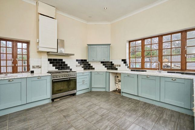7 Frank James Court, Adelaide Grove, East Cowes photo 2