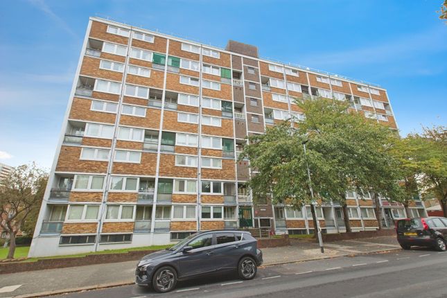 2-bed maisonette on 55, Kingsman Street, London, £180,000