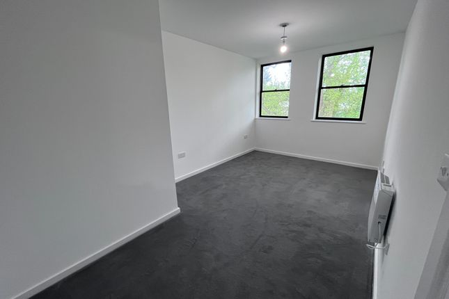 Flat to rent in Castle Street, Taunton
