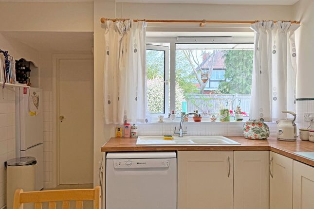 36, Darlow Drive, Bedford photo 4