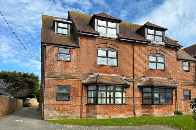 Thumbnail Flat for sale in Greenlea, Keyhaven Road, Milford On Sea, Lymington, Hampshire