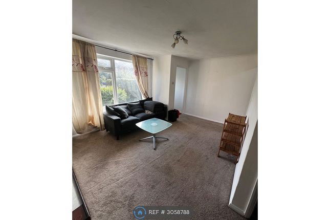 Barton Close, Worthing photo 4