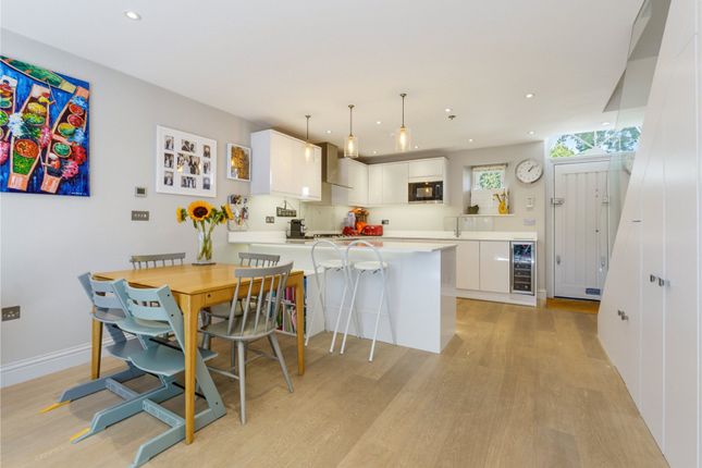 5A, Cedars Mews, London photo 3