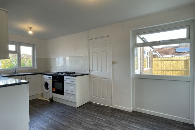10 Roman Close, Runcorn photo 3