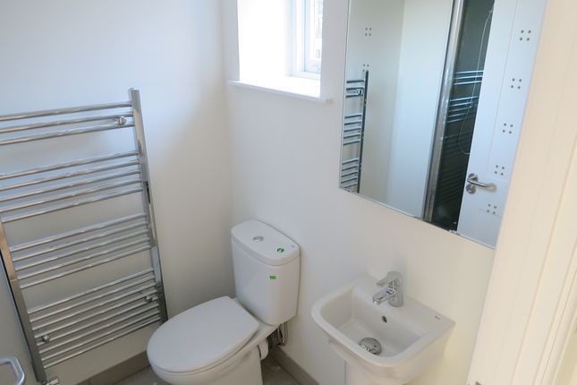 Flat 1, 88, High Street, -, - photo 3