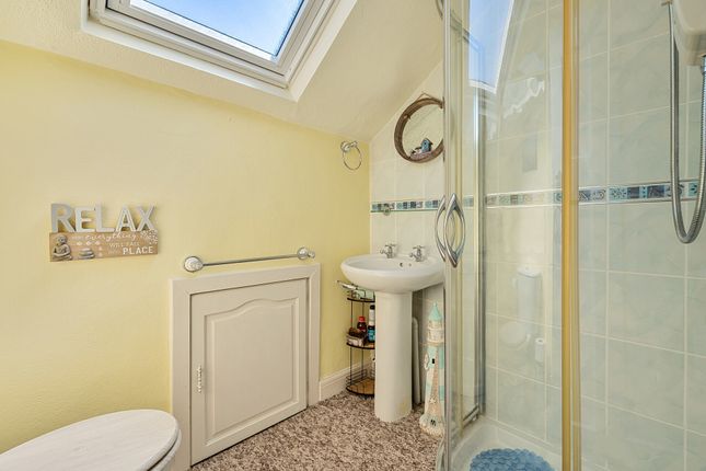 5, Hilton Crescent, Paignton photo 4