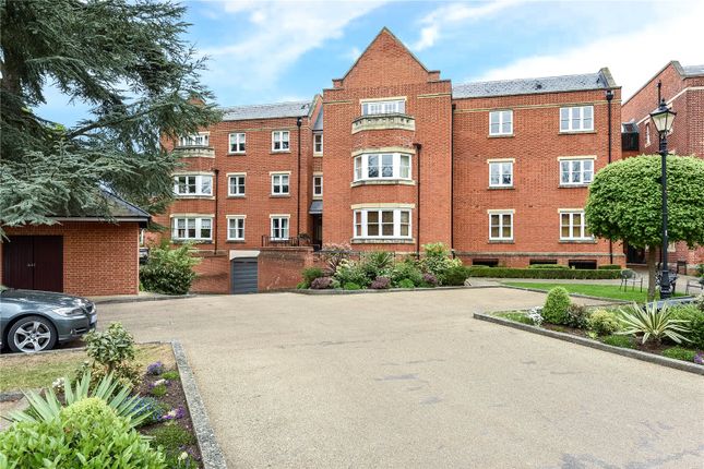 Thumbnail Flat to rent in Pemberley Lodge, Longbourn, Windsor, Berkshire