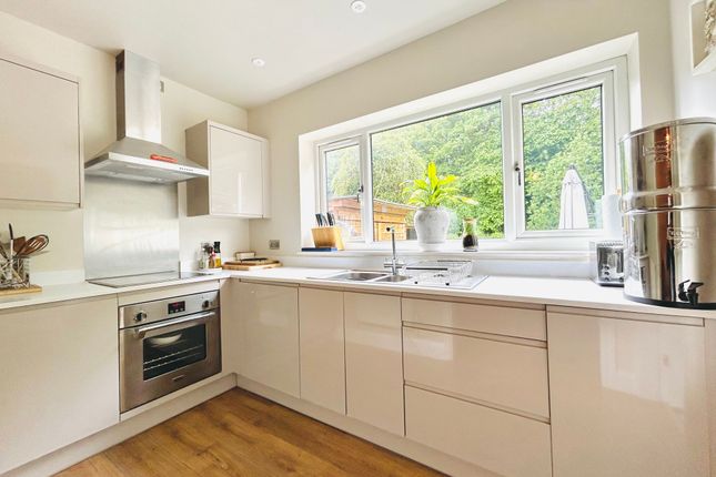 23 Massey Avenue, Lymm photo 2