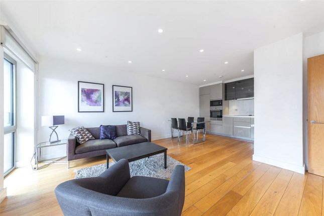 Flat to rent in Aurelia, 12 Rathbone Market, 31 Barking Road, London