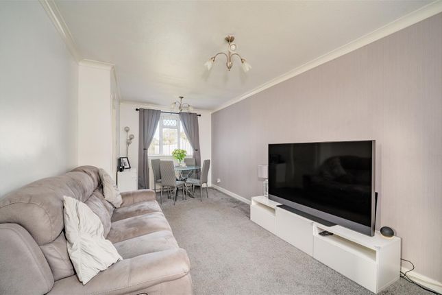 17, Newton Road, Dundee photo 2