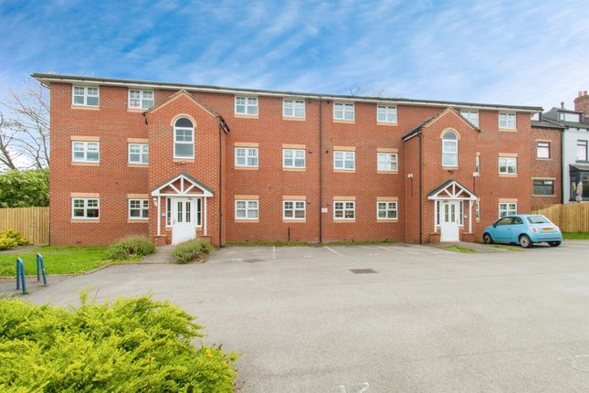 Thumbnail Flat for sale in Farnley Crescent, Farnley, Leeds