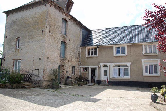 Property for sale in Near Hesdin, Pas De Calais, Hauts De France