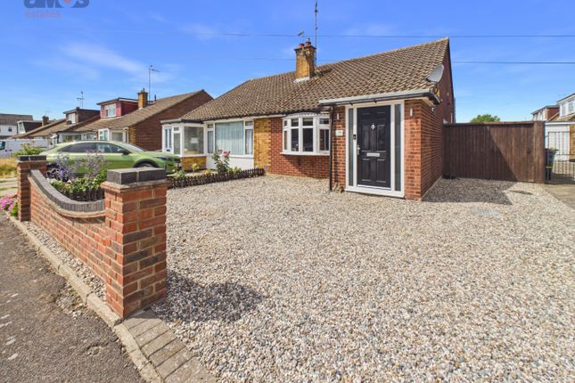 2-bed house on 28 Westbury, Rochford, Essex, £345,000