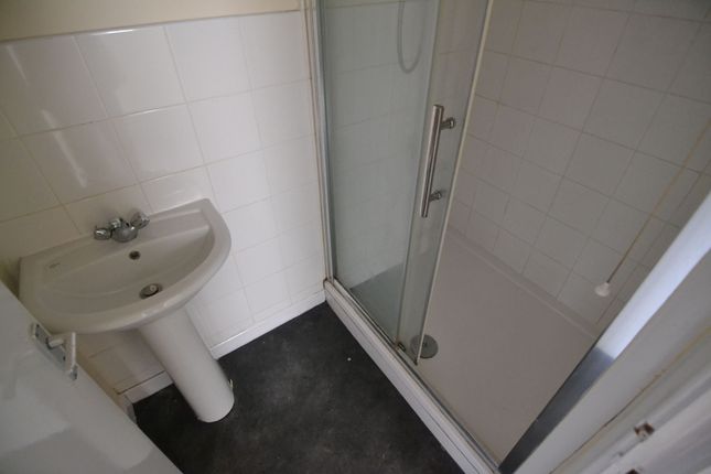 4A Stubbs Road, Wolverhampton photo 4