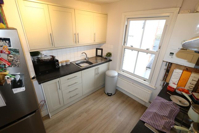61C, Bridge Road, East Molesey photo 5