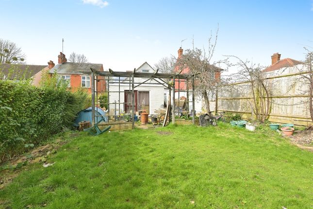 Detached bungalow for sale in Boughton Green Road, Kingsthorpe, Northampton