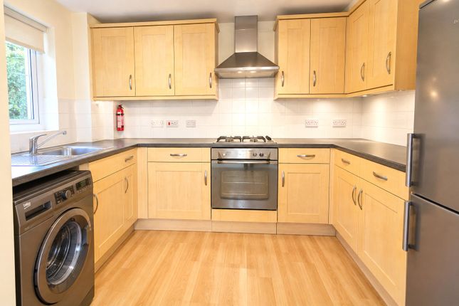 109, Squires Court, Bristol photo 4