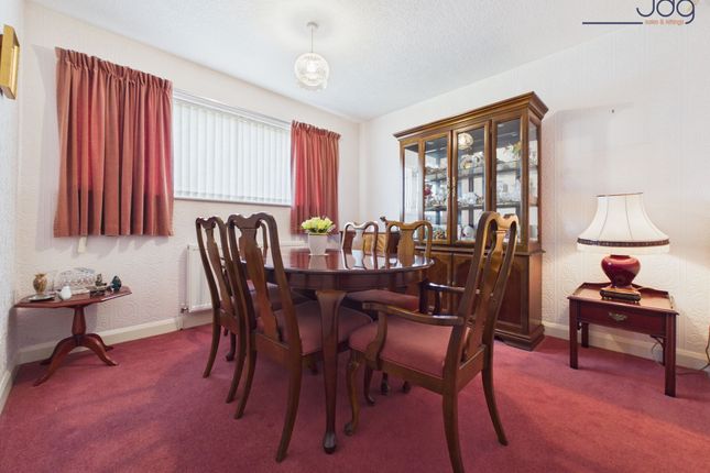 14 Lawnswood Avenue, Lancaster photo 4
