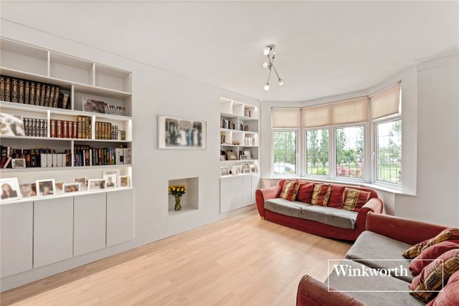 30, Fitzalan Road, London photo 3