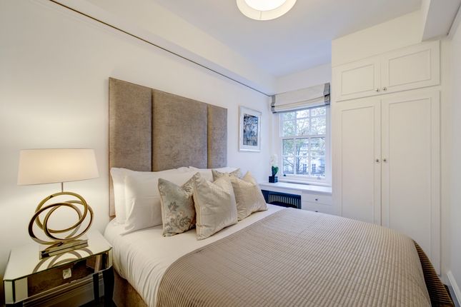 Pelham Court, Fulham Road, London photo 2