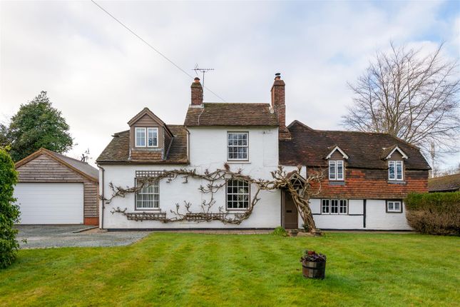 4-bed house on Keepers Cottage, Keepers Corner, Horley, £800,000