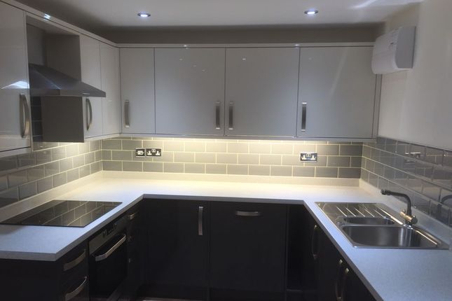 Flat 2 31A, High Street, Daventry photo 2