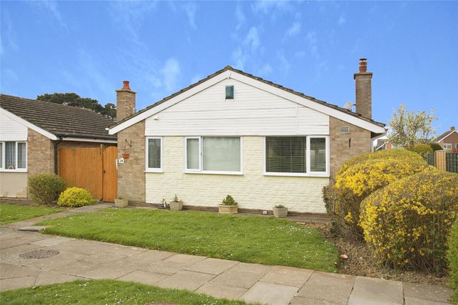 Thumbnail Bungalow for sale in Meon Close, Peel Common, Gosport, Hampshire