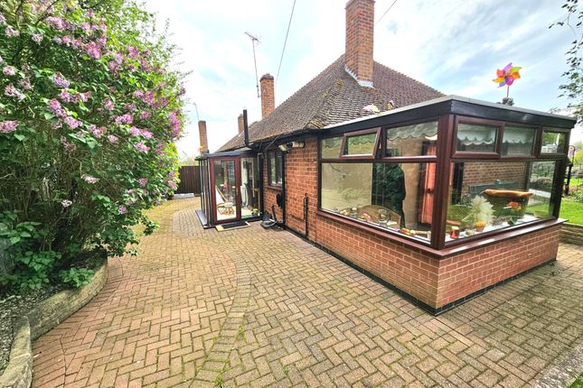 Bungalow for sale in Snow Hill, Leicester