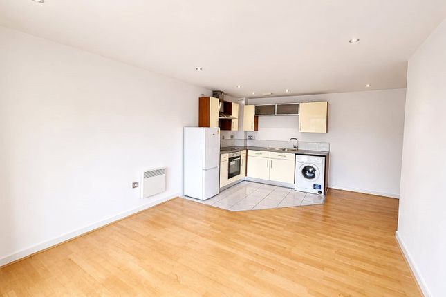 Apartment 17, 238, The Strand, Leicester photo 2