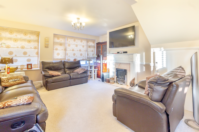 Semi-detached house for sale in Orchard Drive, Chelmsford