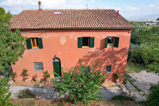 Thumbnail Farmhouse for sale in Via Delle Rimembranze, Rosignano Marittimo, Livorno, Tuscany, Italy