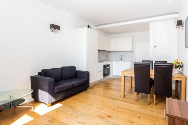 Flat to rent in Ivory House, Talbot Square