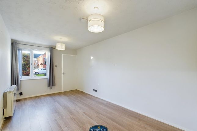 14, Brunel Close, Coventry photo 2