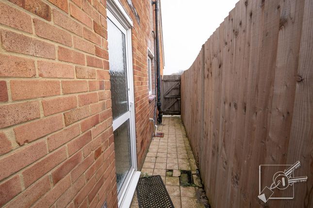 Bungalow for sale in Haven Close, Istead Rise, Gravesend