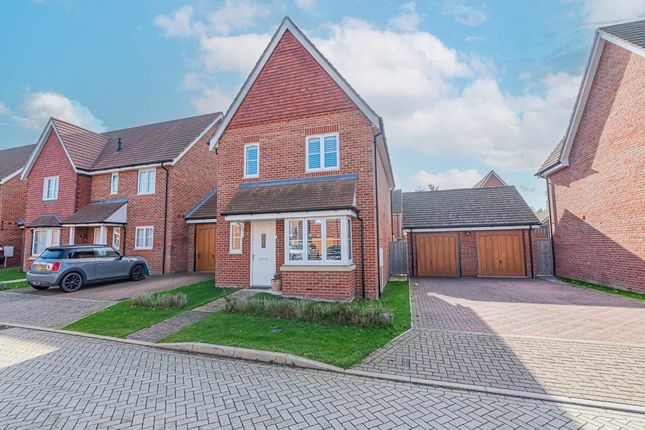 3-bed house on Readwin Crescent, £2,500/mo