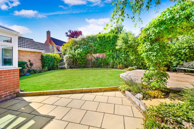 4, Hazel Close, Dunmow photo 4