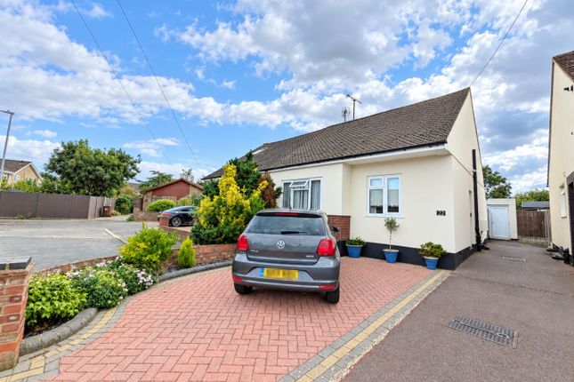 2-bed semi-detached on 22 Fernwood, Hadleigh, Essex, £375,000