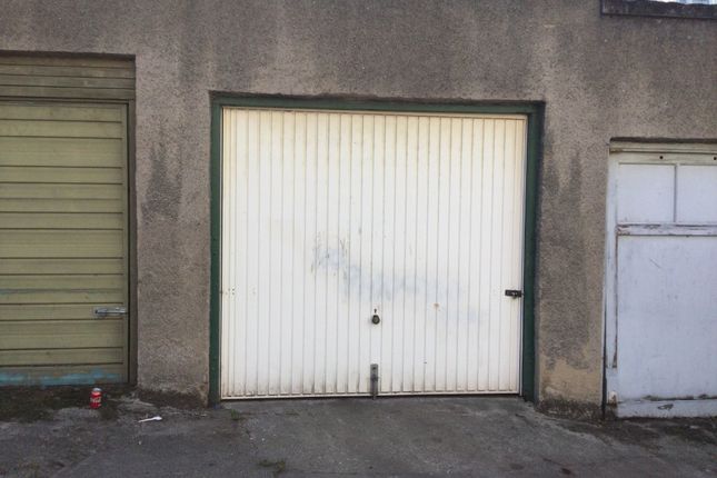 Thumbnail Parking/garage to rent in Arthur Street Lane, Leith, Edinburgh