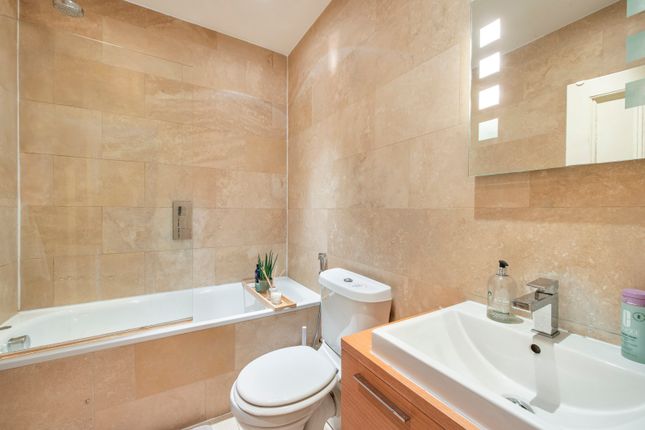 Flat for sale in Clifton Gardens, Warwick Avenue Station