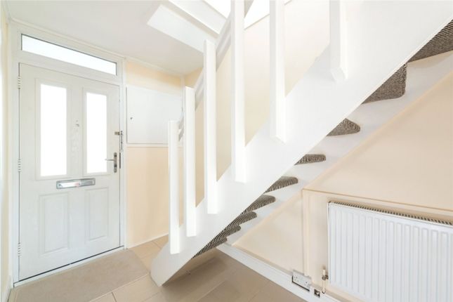 4 Cotswold Close, St. Albans photo 5