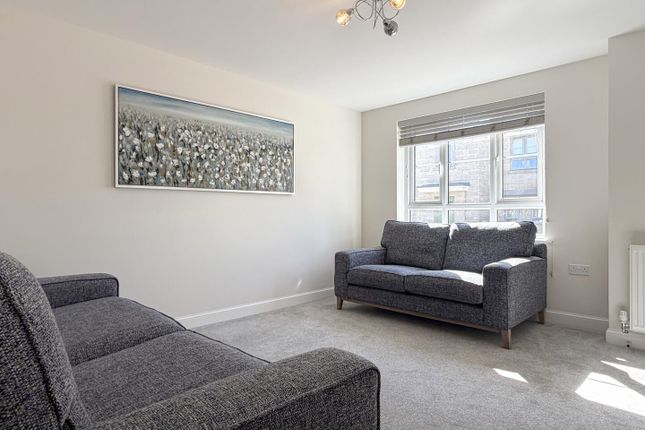 10, Nasmith Crescent, Elgin photo 4