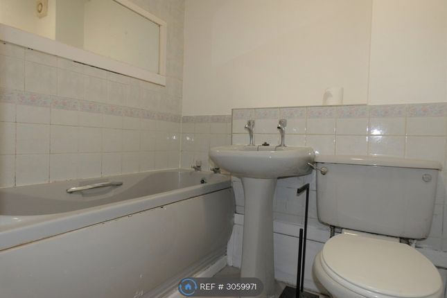 Wordsworth Close, Tipton photo 5